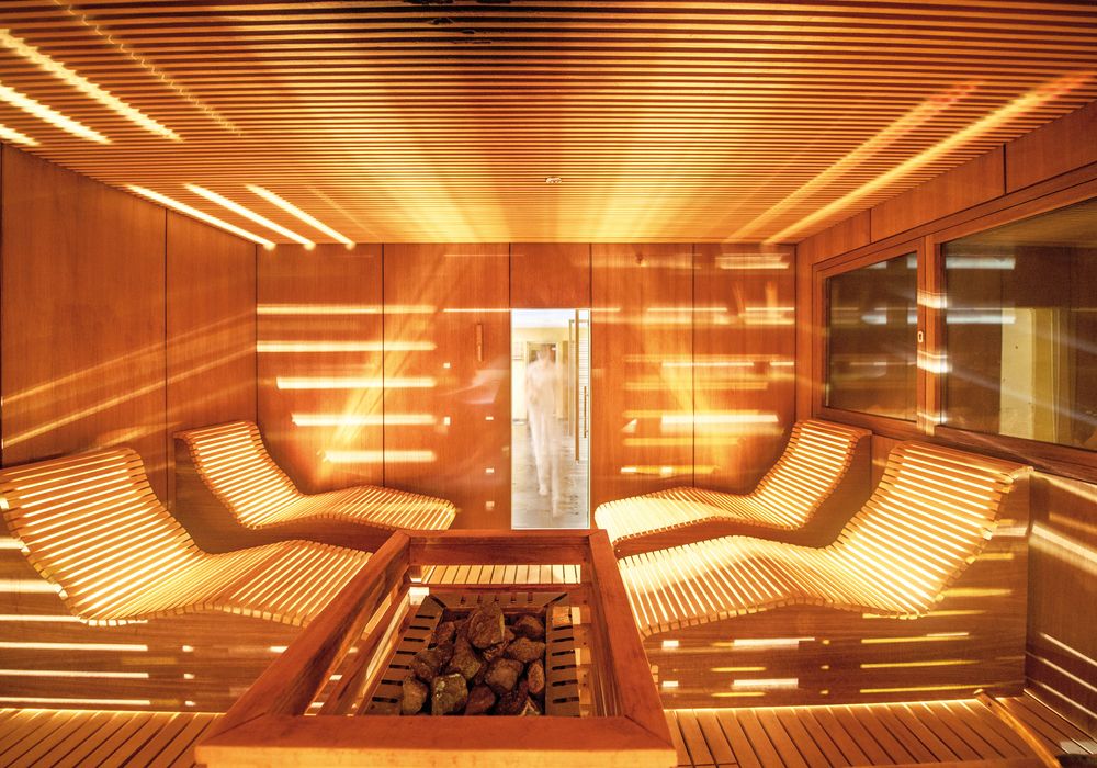 Sauna mit Panoramablick im Wellnesshotel Vier Jahreszeiten